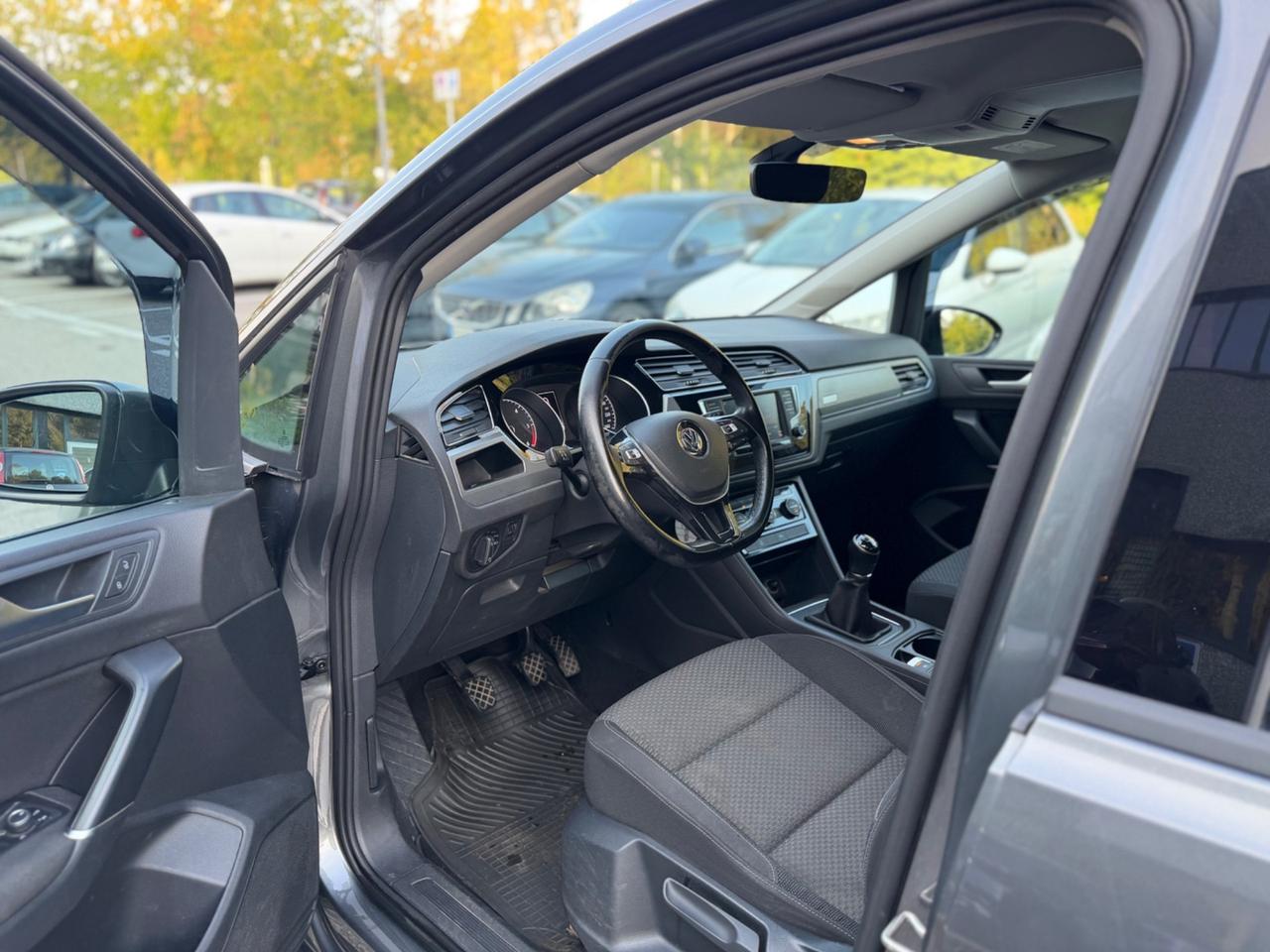 Volkswagen Touran 1.6 TDI 115 CV SCR*Neopatentati*7 Posti