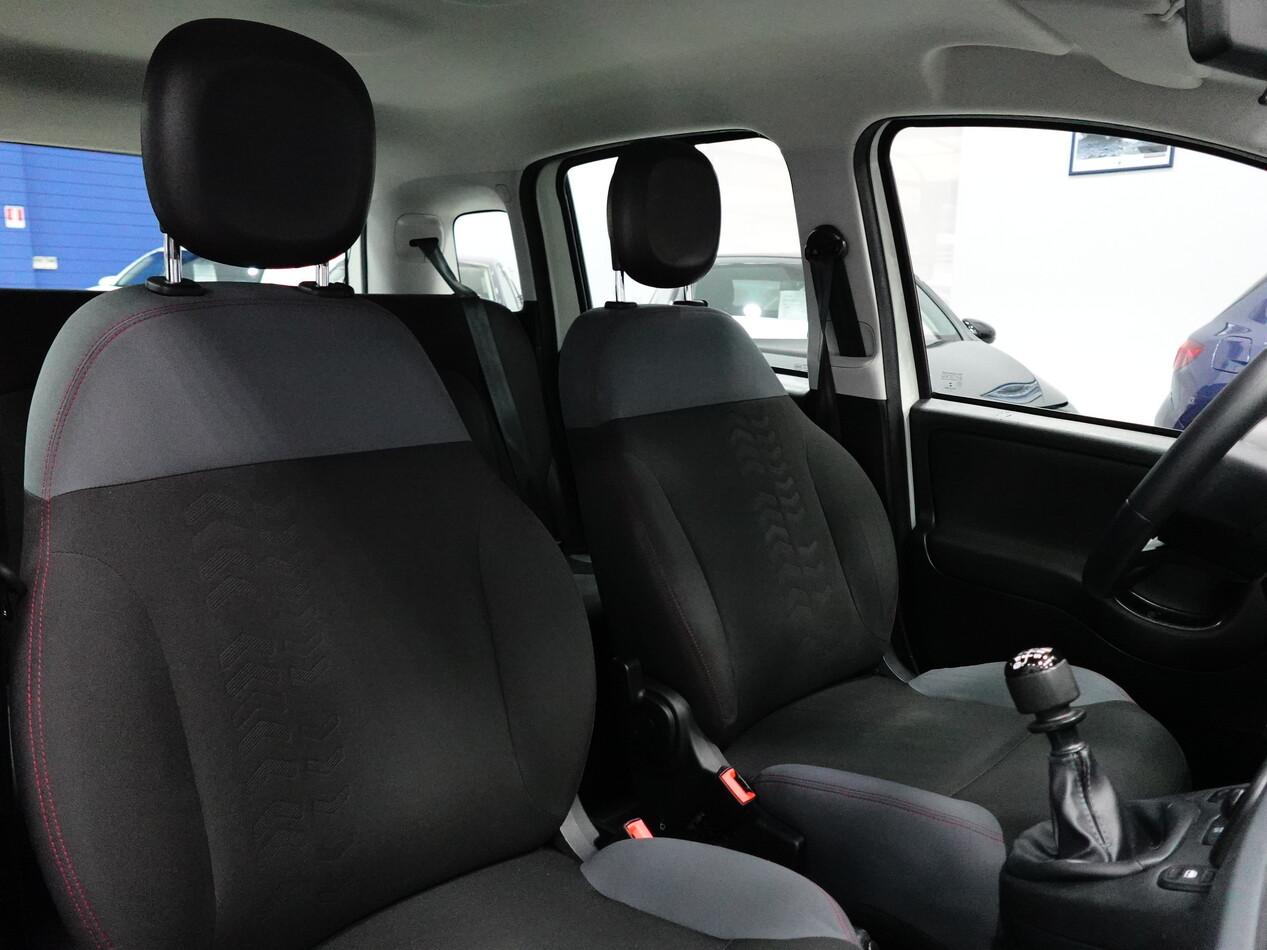 Fiat Panda 1.0 FIREFLY HYBRID 70 CV EASY