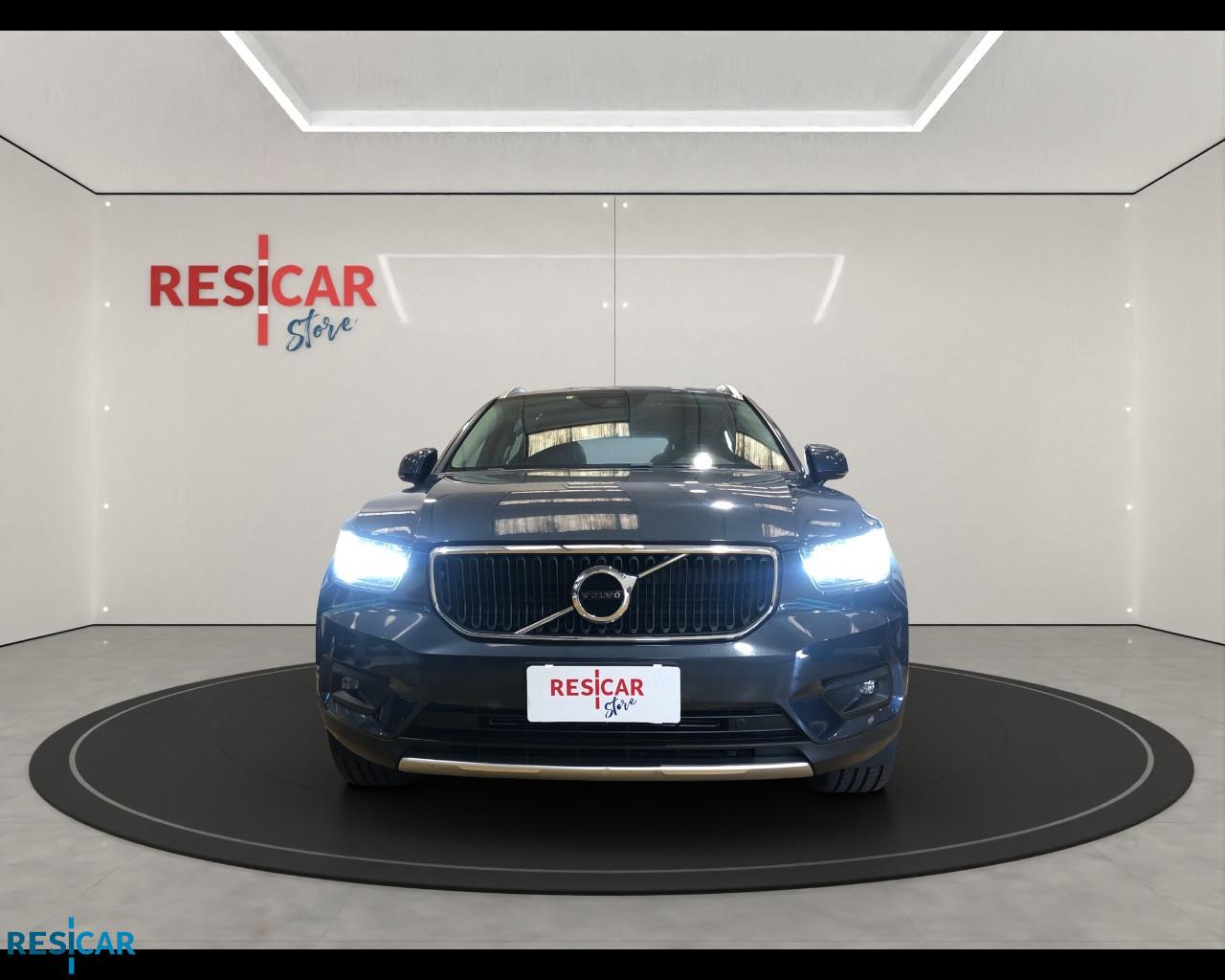 VOLVO XC40 1.5 t3 Momentum Pro 163cv auto my21