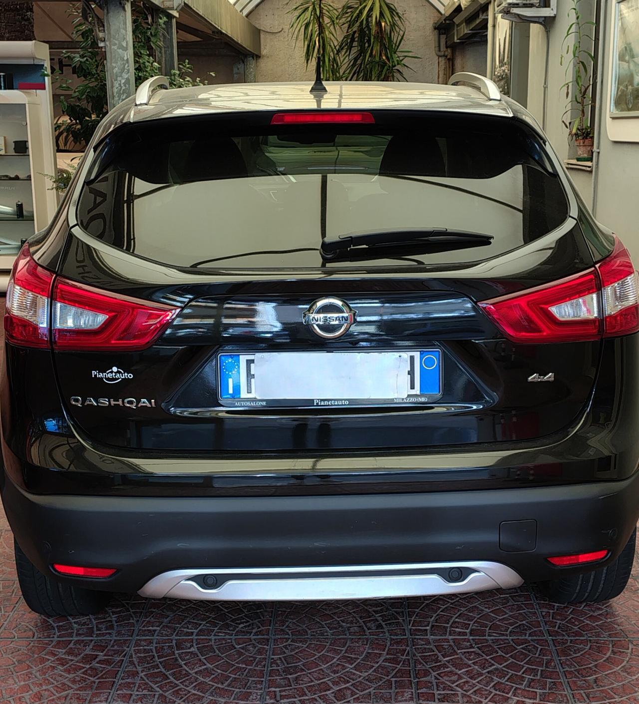 Nissan Qashqai 1.6 dCi 4WD Black Edition km. 47000