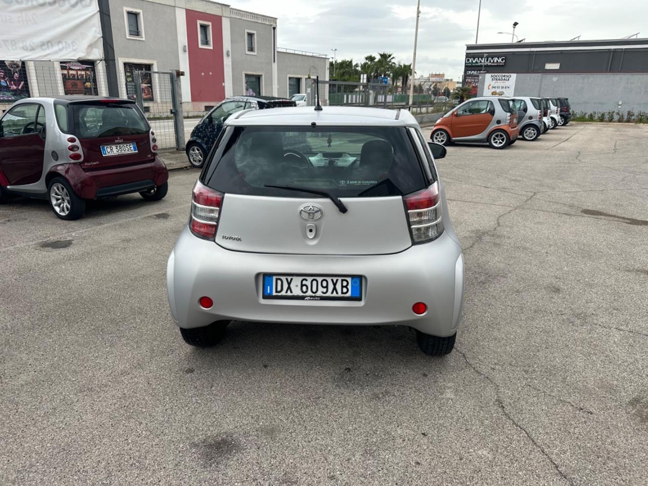 Toyota iQ 1.0 Multidrive