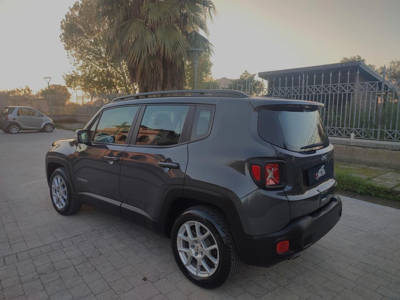 Jeep Renegade LIMITED 1.6 MJET 130 CV TELECAMERA SCHERMO GRANDE DA VETRINA