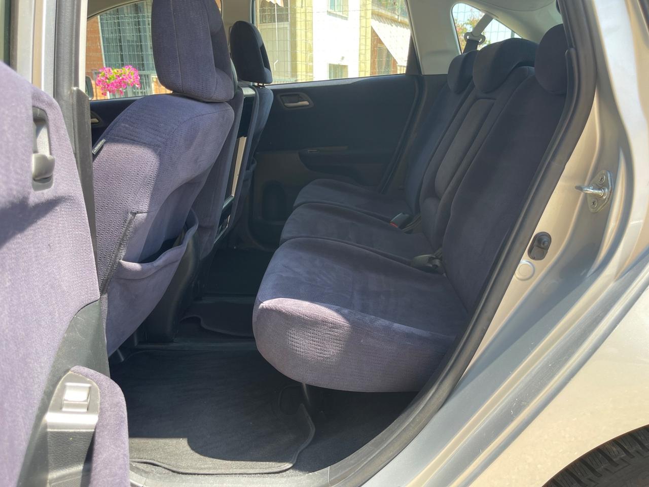 Honda FR-V 2.2 16V i-CTDi Comfort Plus DPF