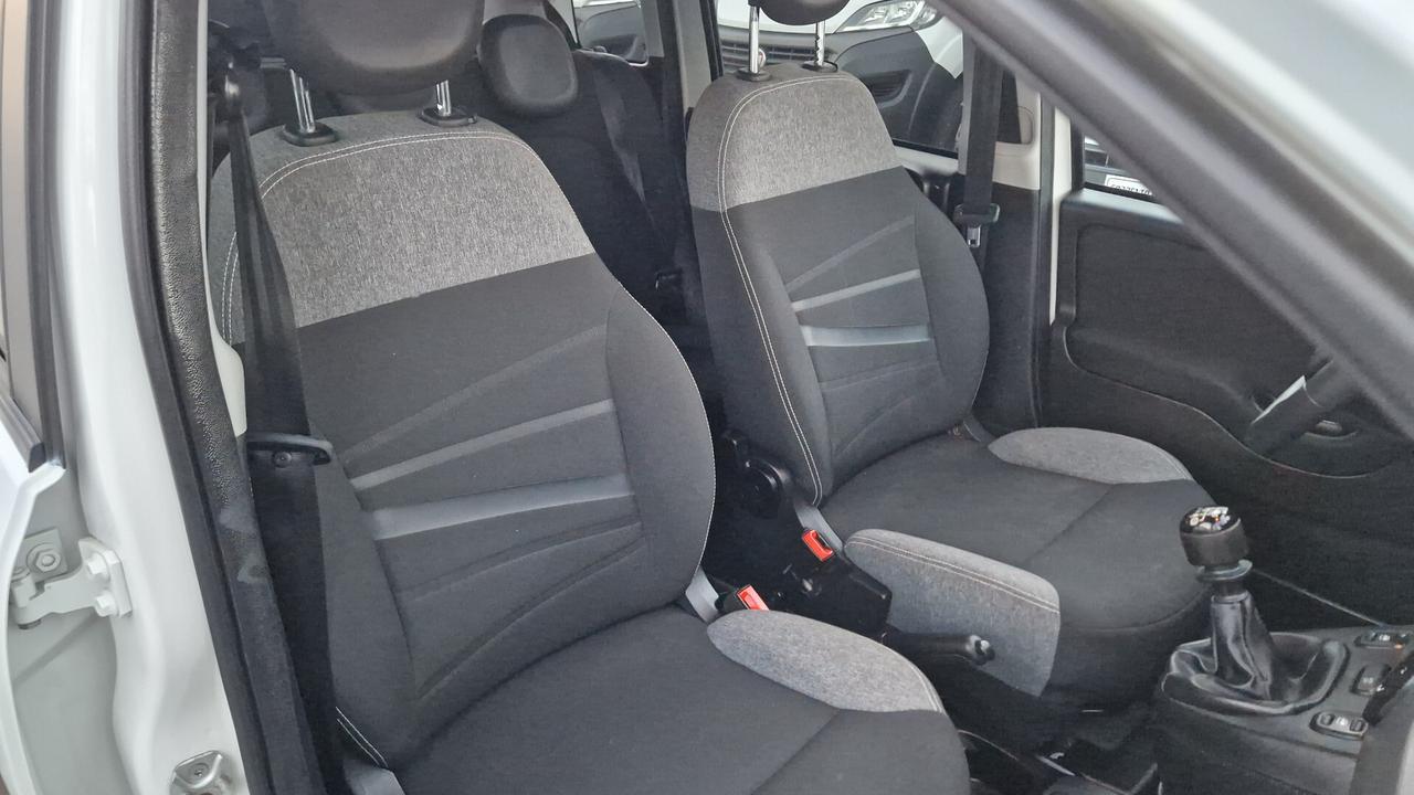 Fiat Panda 1.0 FireFly S&S Hybrid City Cross-PREZZO REALE