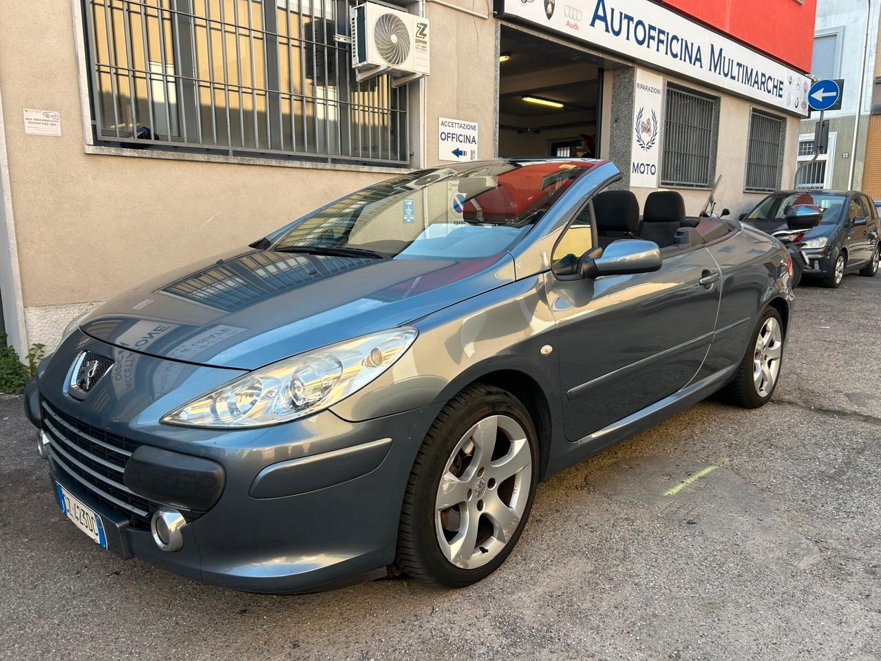 Peugeot 307 2.0 HDi FAP CC Tecno