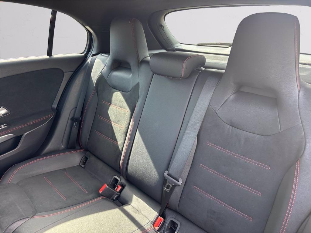 MERCEDES A 180 Sport Night edition auto del 2020