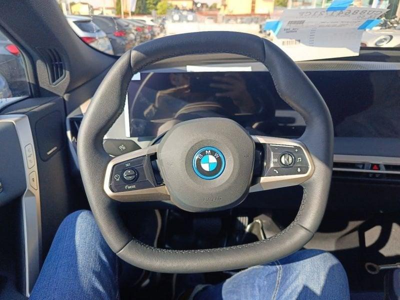 BMW iX xDrive 50