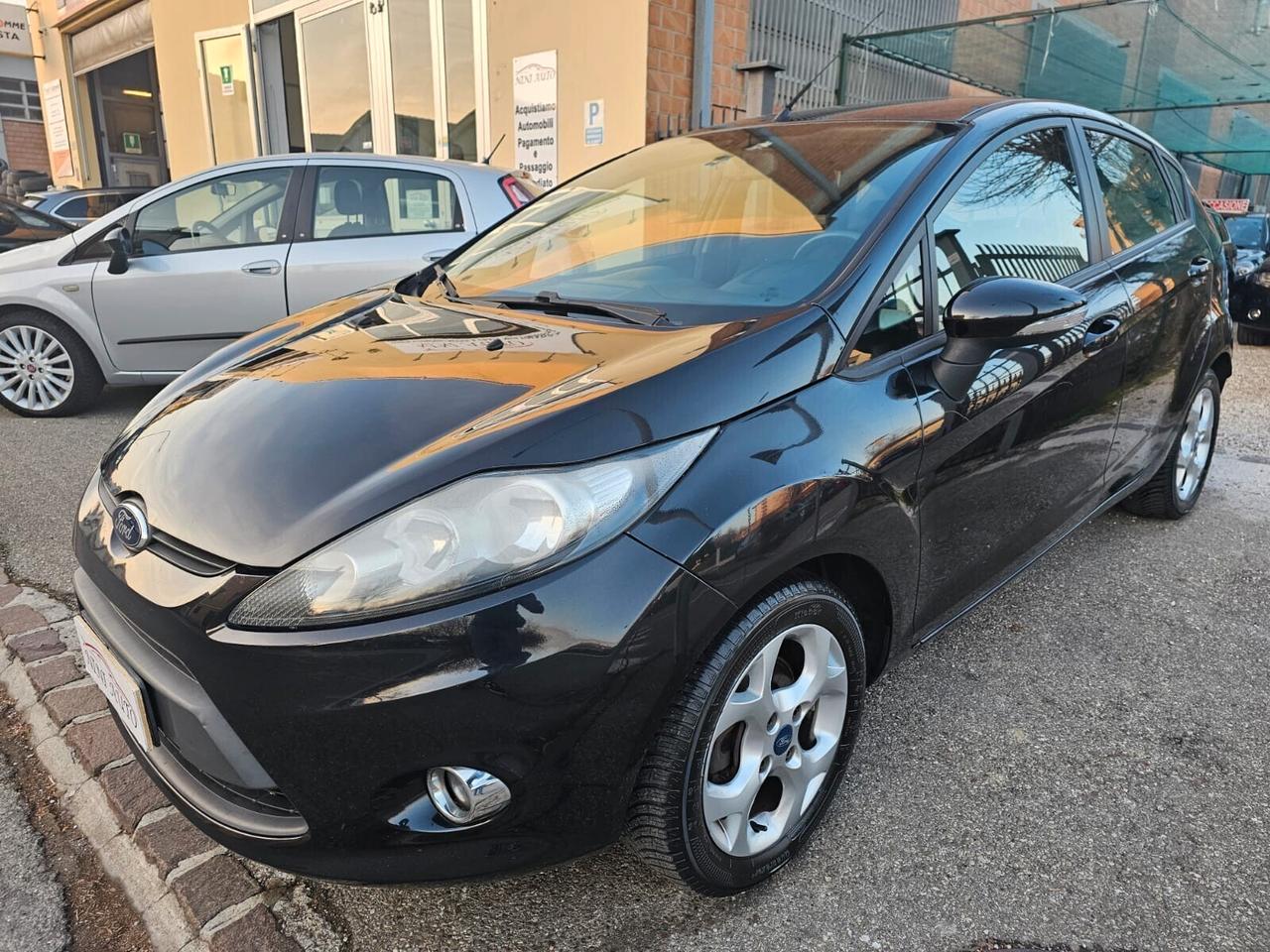 Ford Fiesta 1.4 97cv Titanium*Impianto GPL*Neopatentati