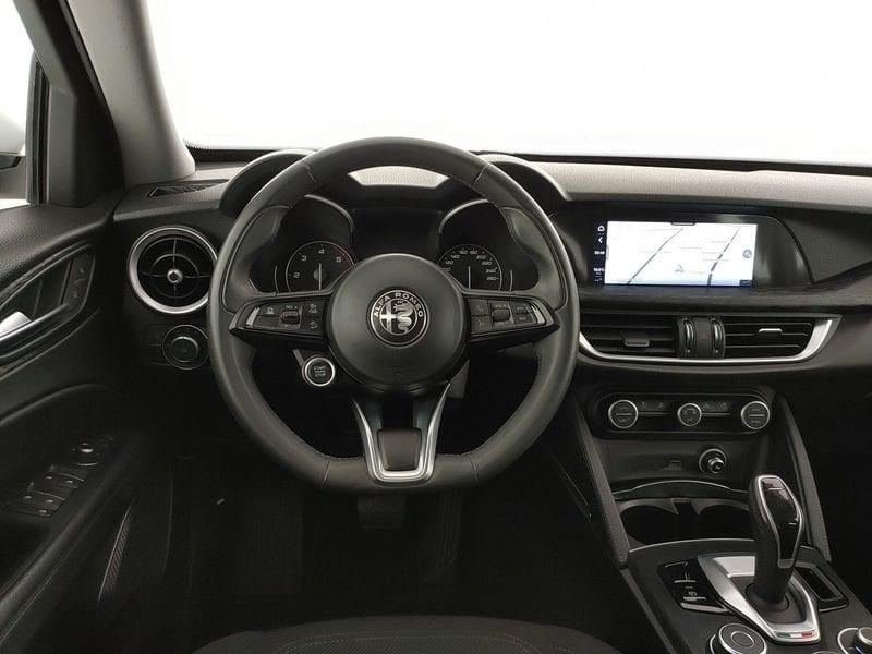 Alfa Romeo Stelvio 2.2 t Business Q4 190cv auto