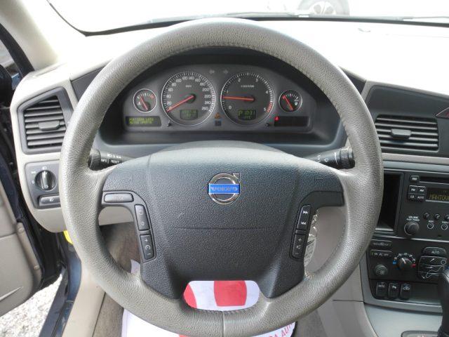 VOLVO XC70 2.4 D5 20v AWD Cross Country autom. - DA VETRINA