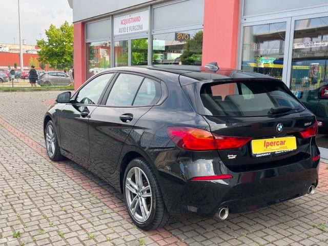 BMW 118 d 5p. Business Advantage