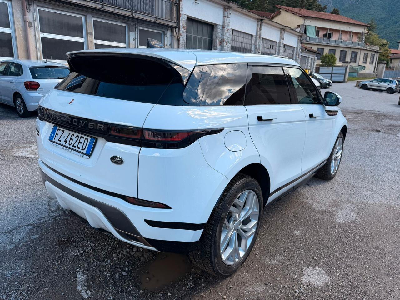 Land Rover Range Evoque 2.0D I4-L.Flw 150 CV R-Dynamic