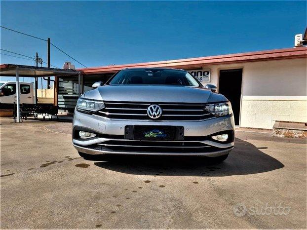 Volkswagen Passat VIII 2019 Variant 1.6 tdi Business 120cv dsg