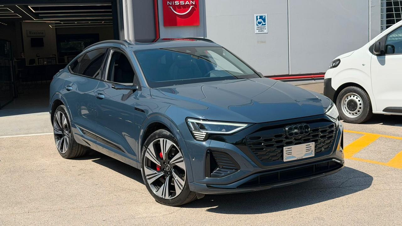 Audi Q8 e-tron SPB 55 quattro S line edition