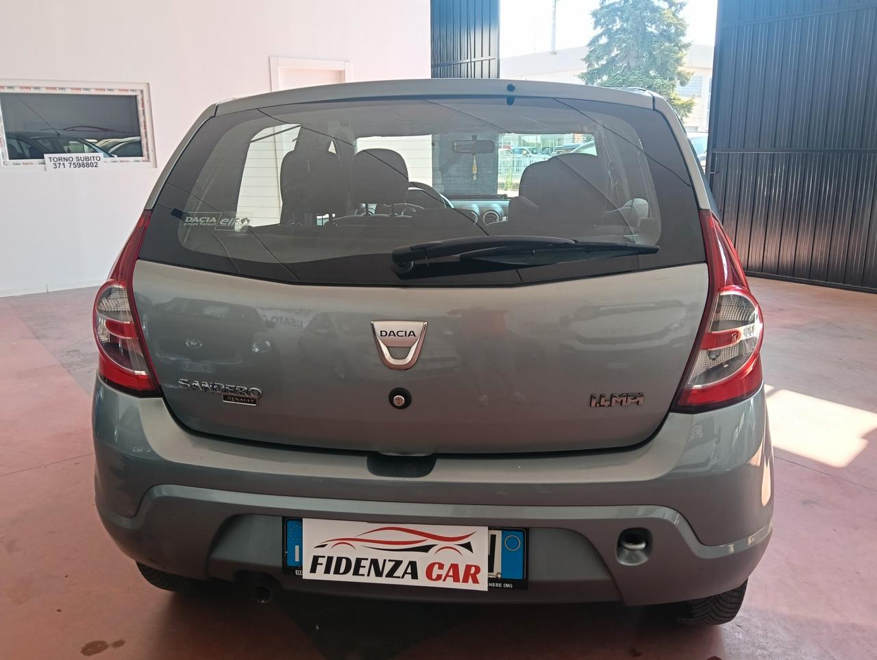 Dacia Sandero 1.4 8V GPL-per neopatentati -2009
