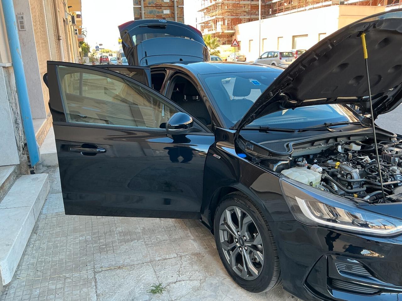 Ford Focus 1.0 EcoBoost Hybrid 125 CV SW ST-Line