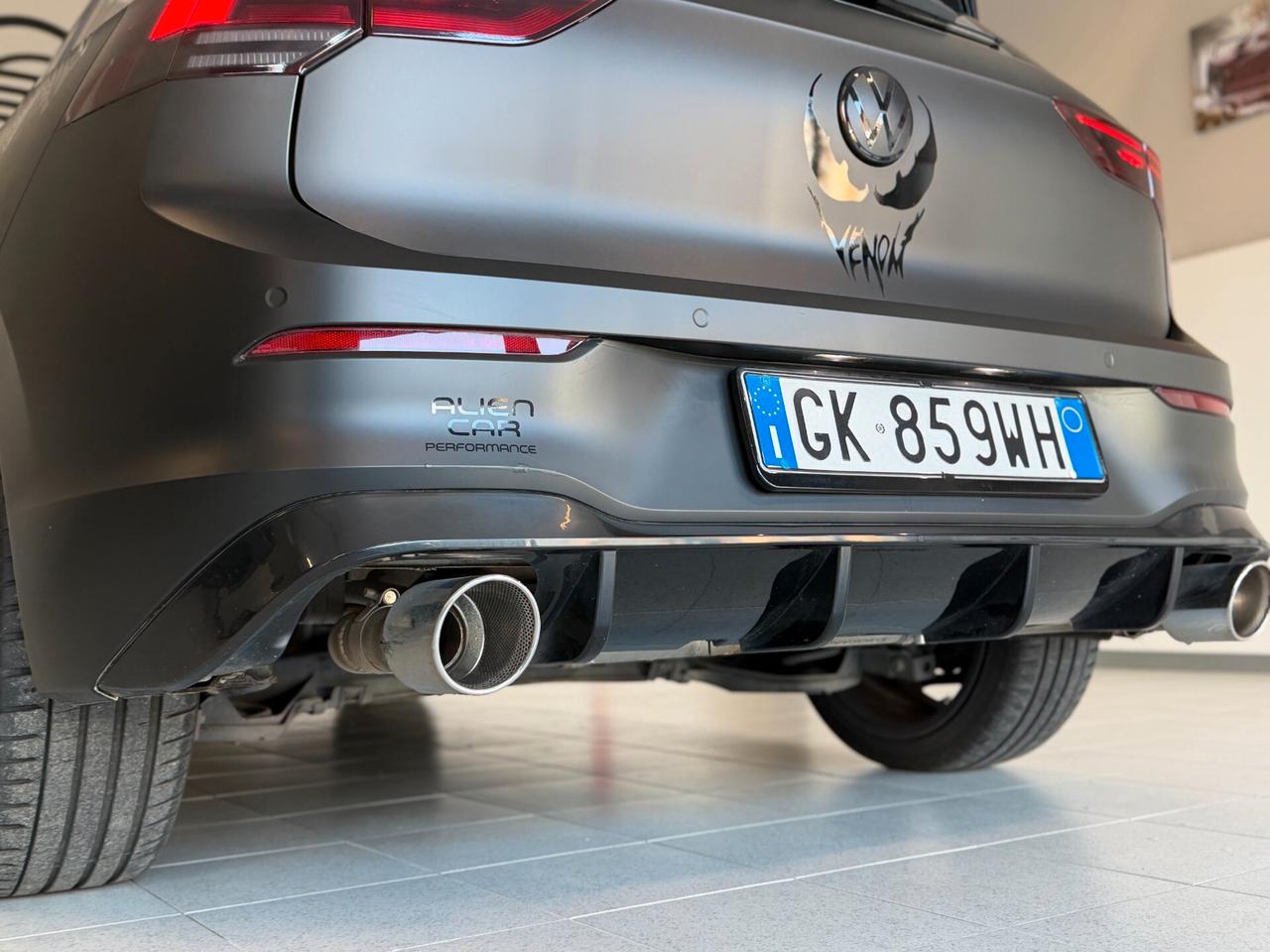 Volkswagen Golf 8 1.0 TSI 110CV ''VENOM WRAP'' ALLESTIMENTO GTI