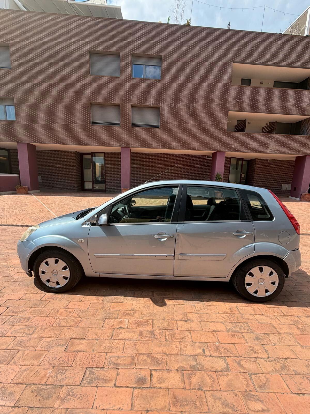 Ford Fiesta 1.4 TDCi 5p. Titanium