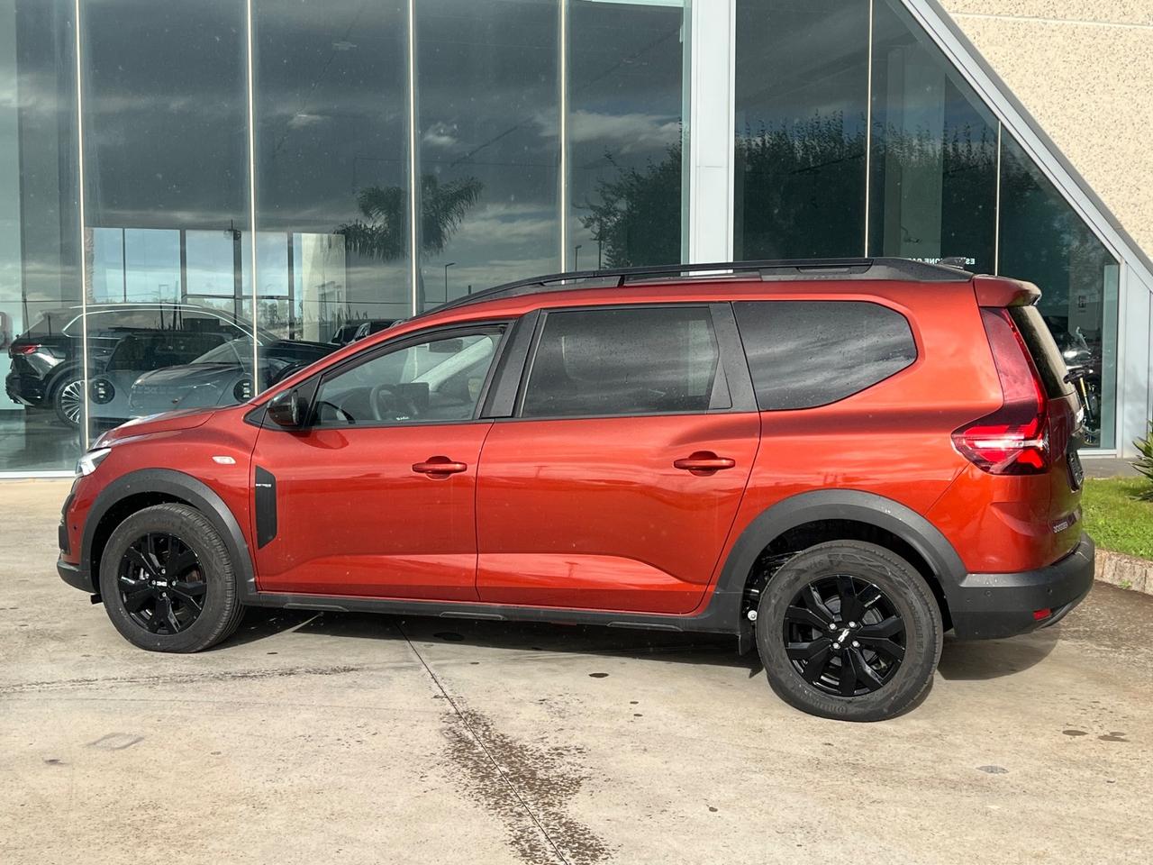 Dacia Jogger 1.0 tce 110cv possibilità noleggio no scoring