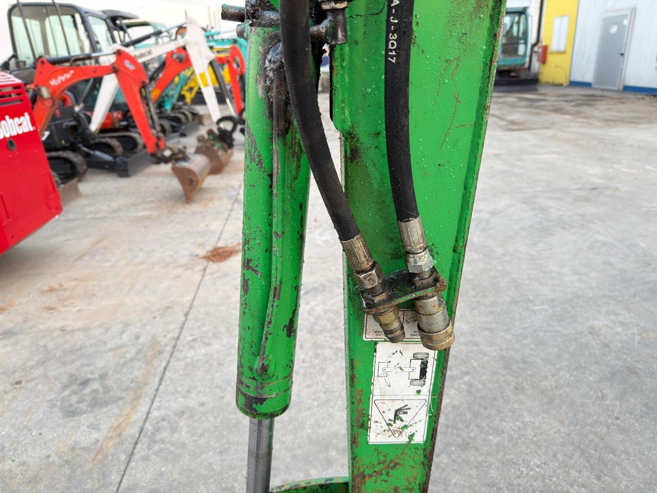 Mini escavatore IMEF HE14