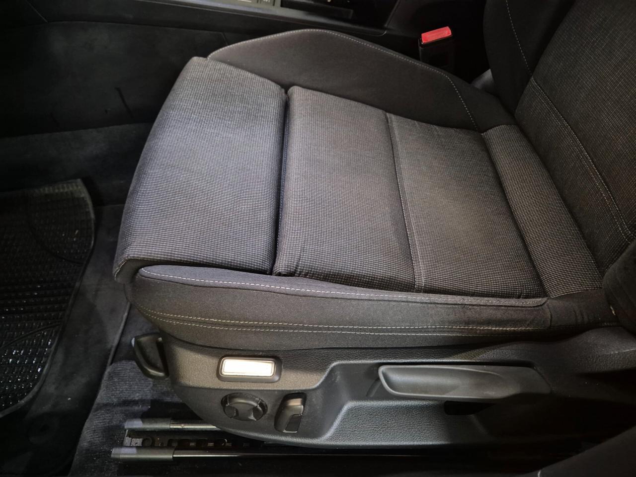 Volkswagen Passat 1.6 TDI DSG Comfortline BlueMotion Technology