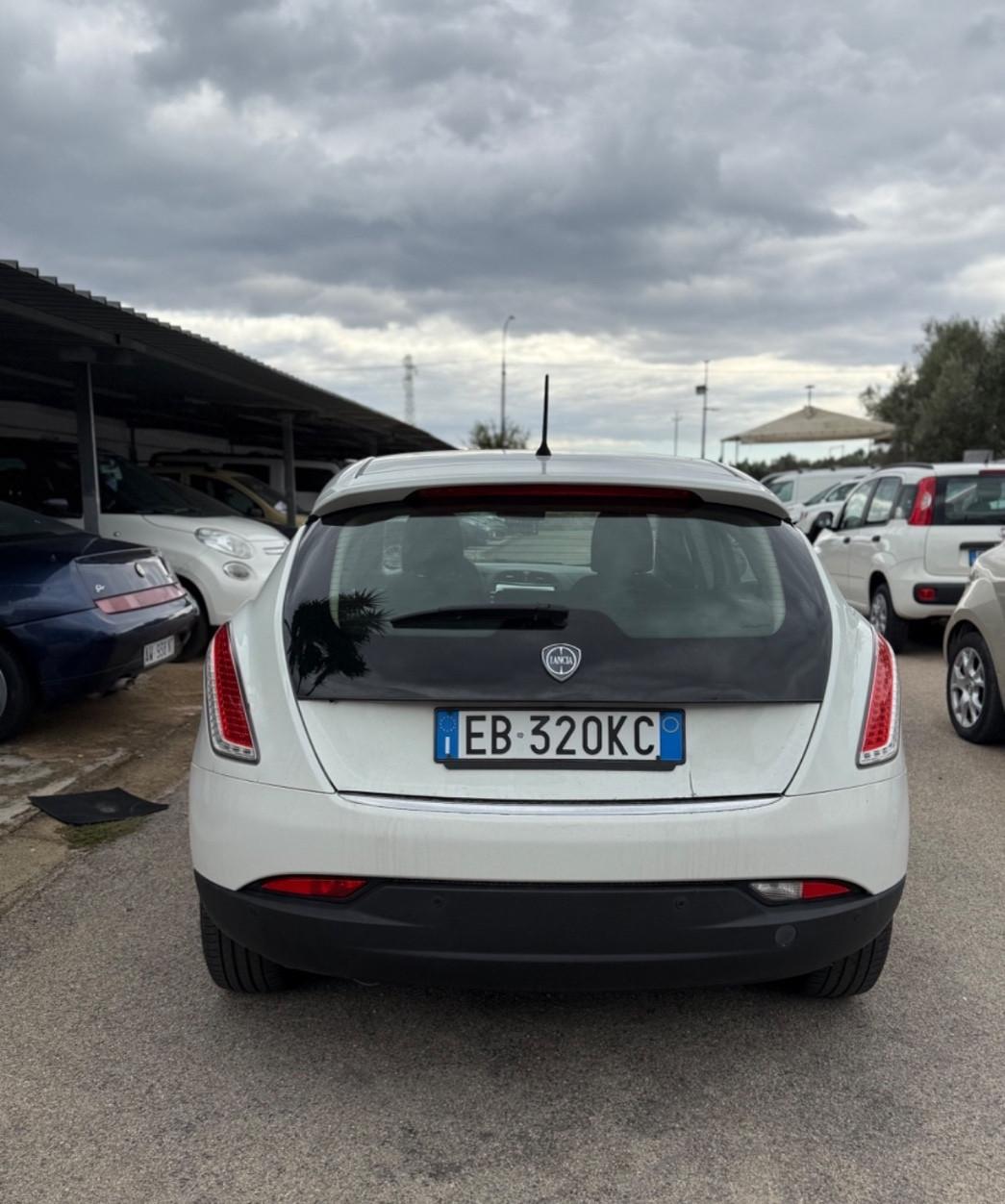 Lancia Delta 1.4 T-Jet 120 CV Platino Ecochic GPL