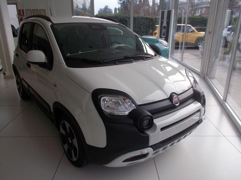 FIAT Panda 1.0 FireFly 70cv S&S Hybrid Pandina CROSS 338.7575187