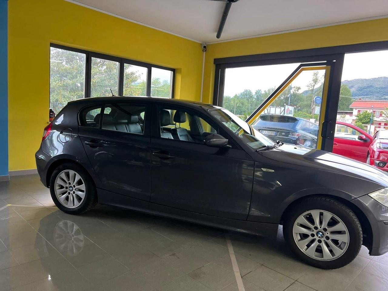 Bmw 118d interni in pelle garantita