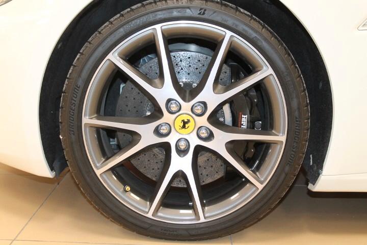 Ferrari California DCT PERMUTE AUTO MOTO E GOMMONI!!!