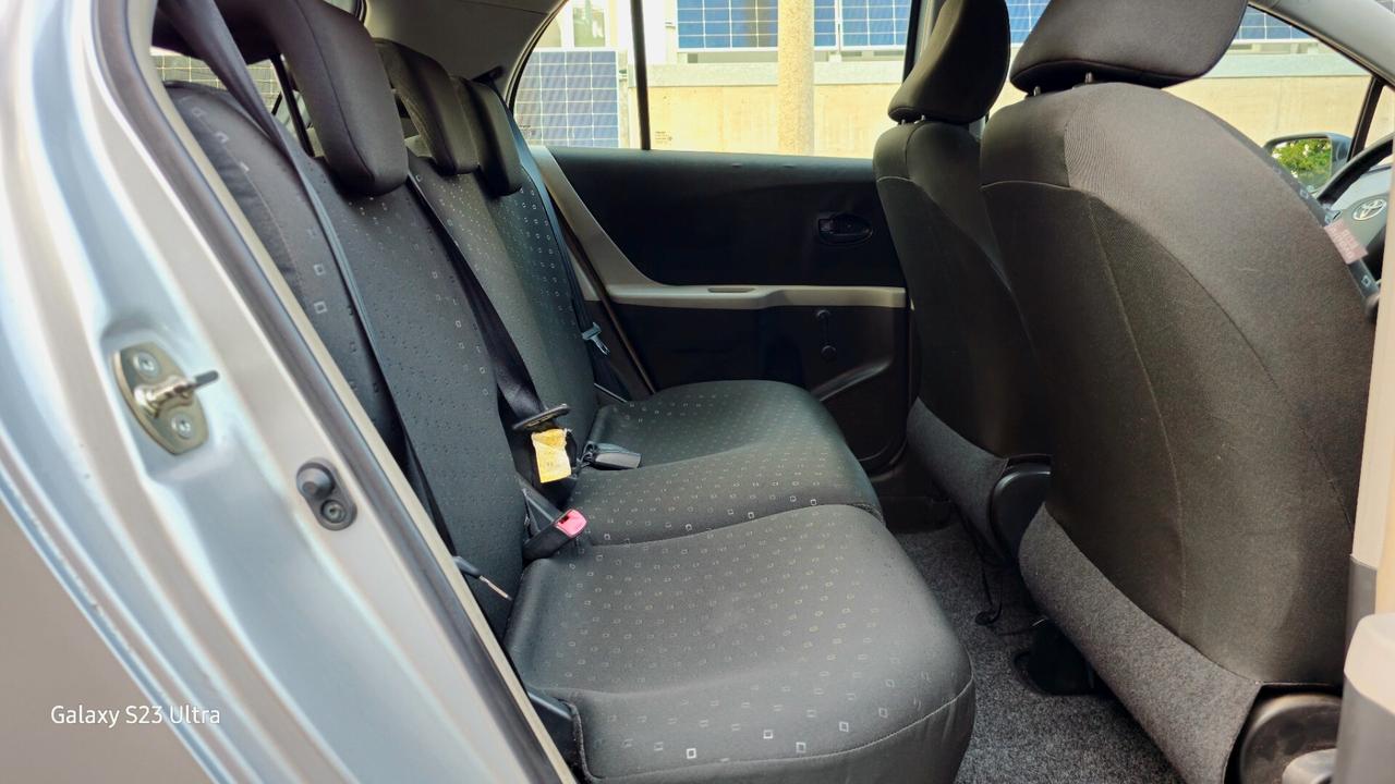 Toyota yaris ok neopatentati garantita 12 mesi