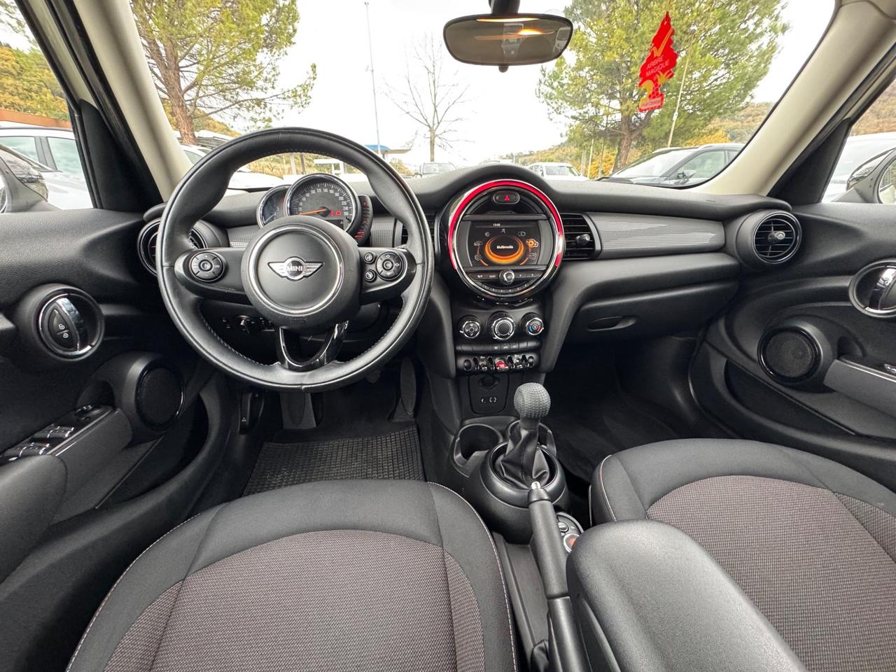 Mini 1.5 Cooper D 116 Cv 5 porte Neopatentati