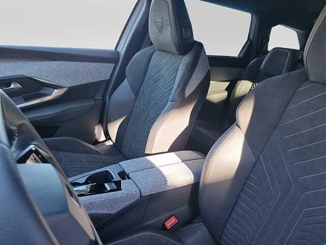 Peugeot NUOVO 5008 Nuovo 5008 Hybrid 136 e-DCS6 GT
