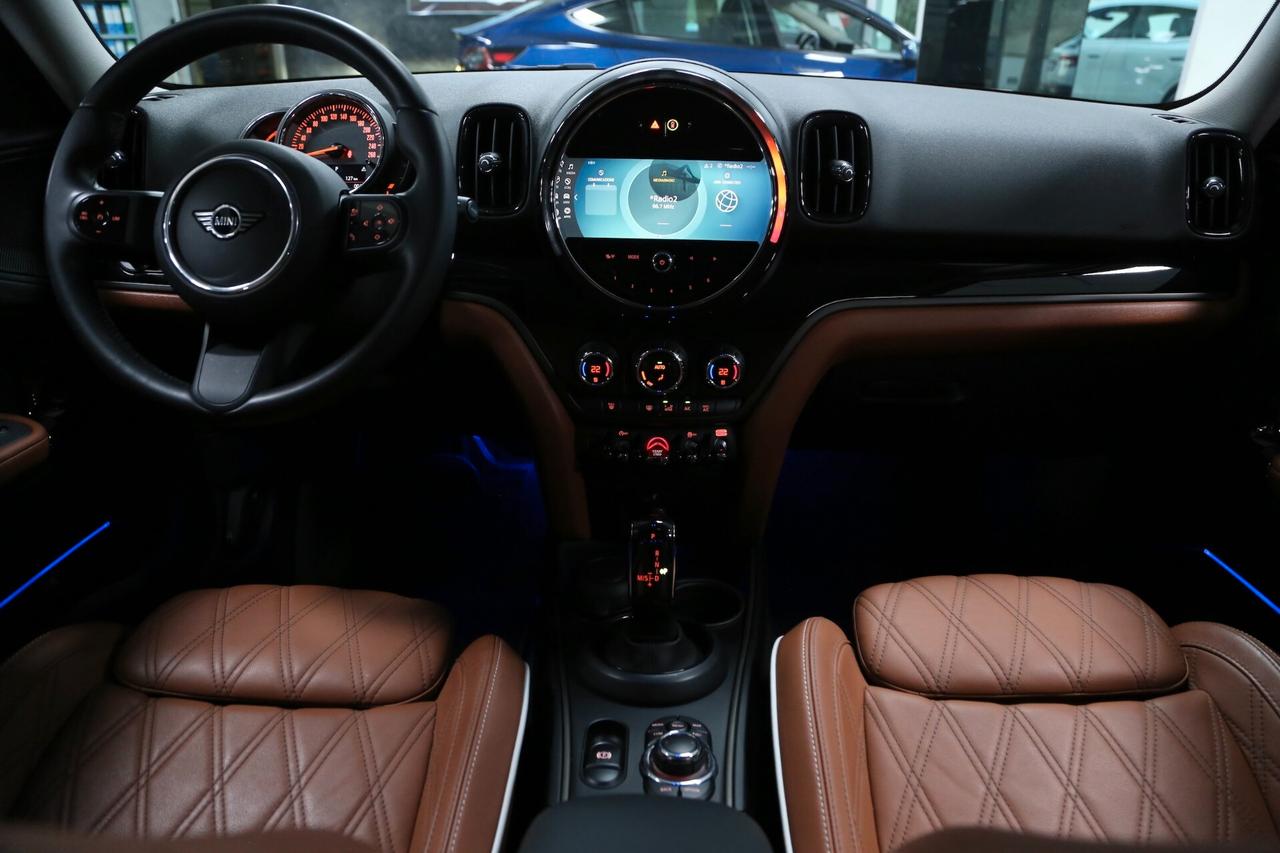 Mini Countryman Cooper SD ALL4 Yours auto