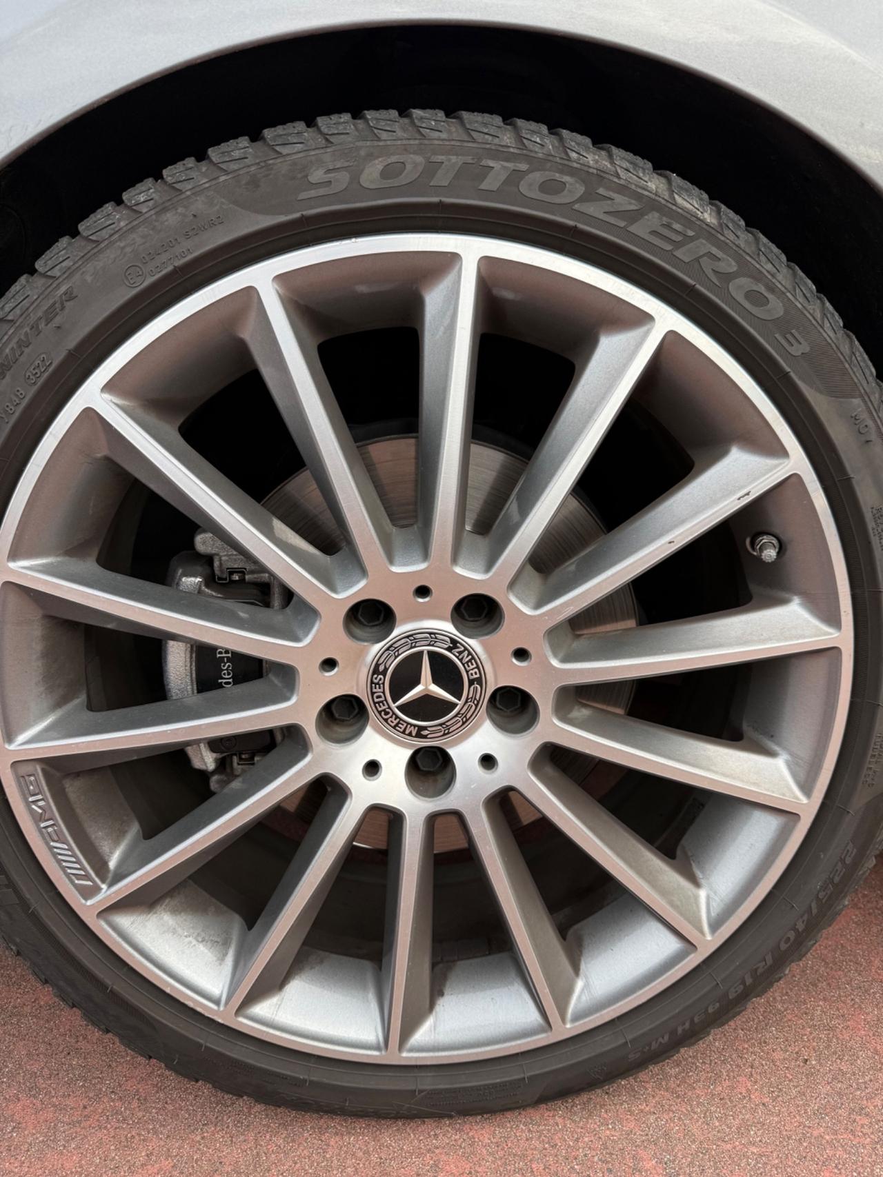 Mercedes-benz A 180 220 d Automatic AMG Line Premium