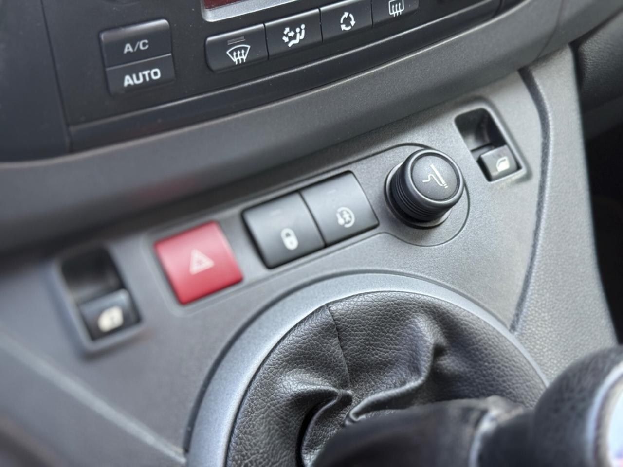 Peugeot Partner Tepee 100cv Outdoor