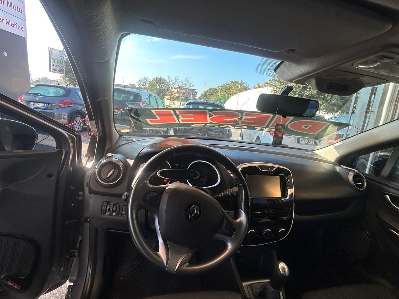 Renault Clio Sporter 1.5 dCi 8V 75CV Costume National