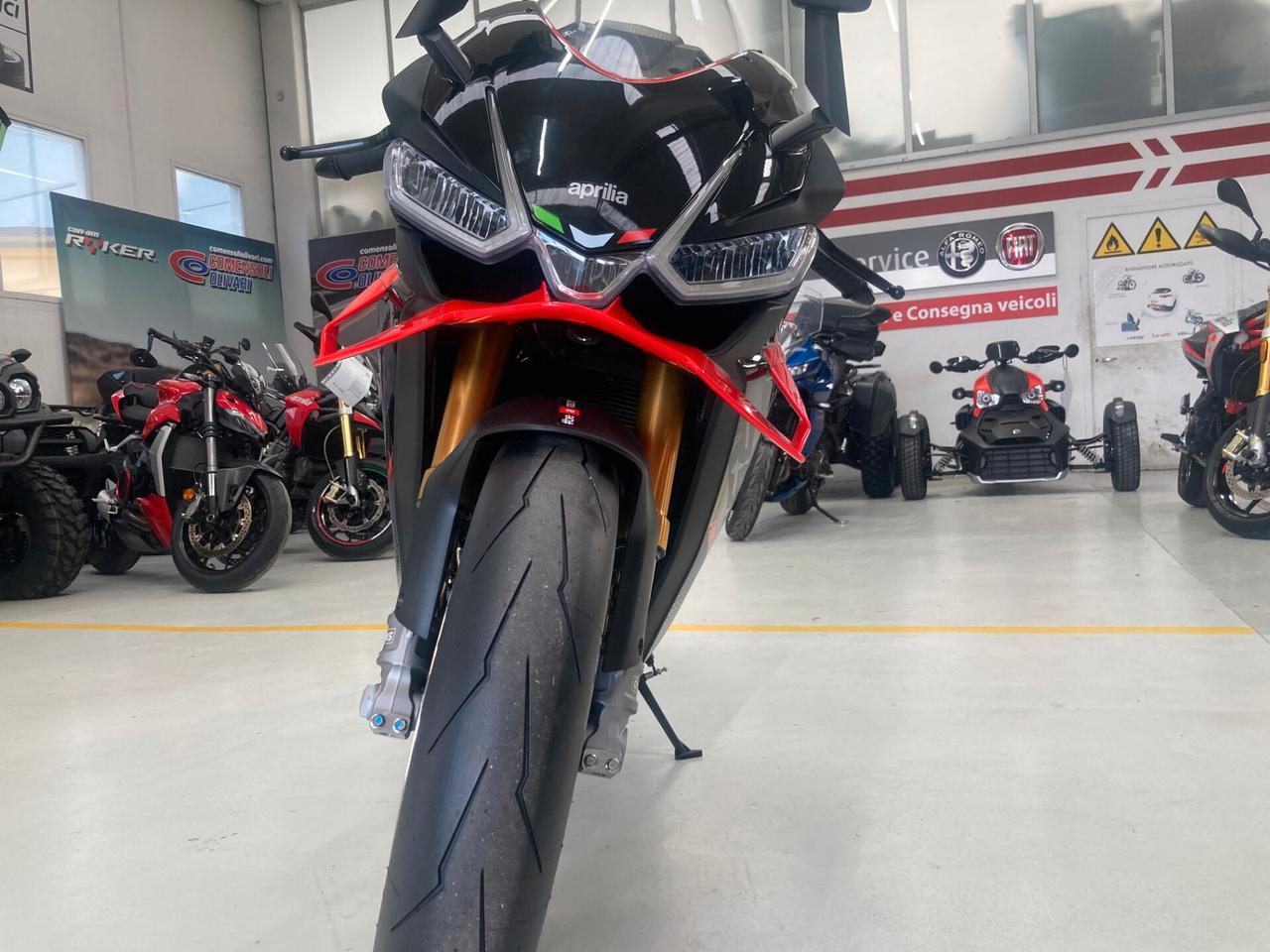 Aprilia RSV4 Factory 2025