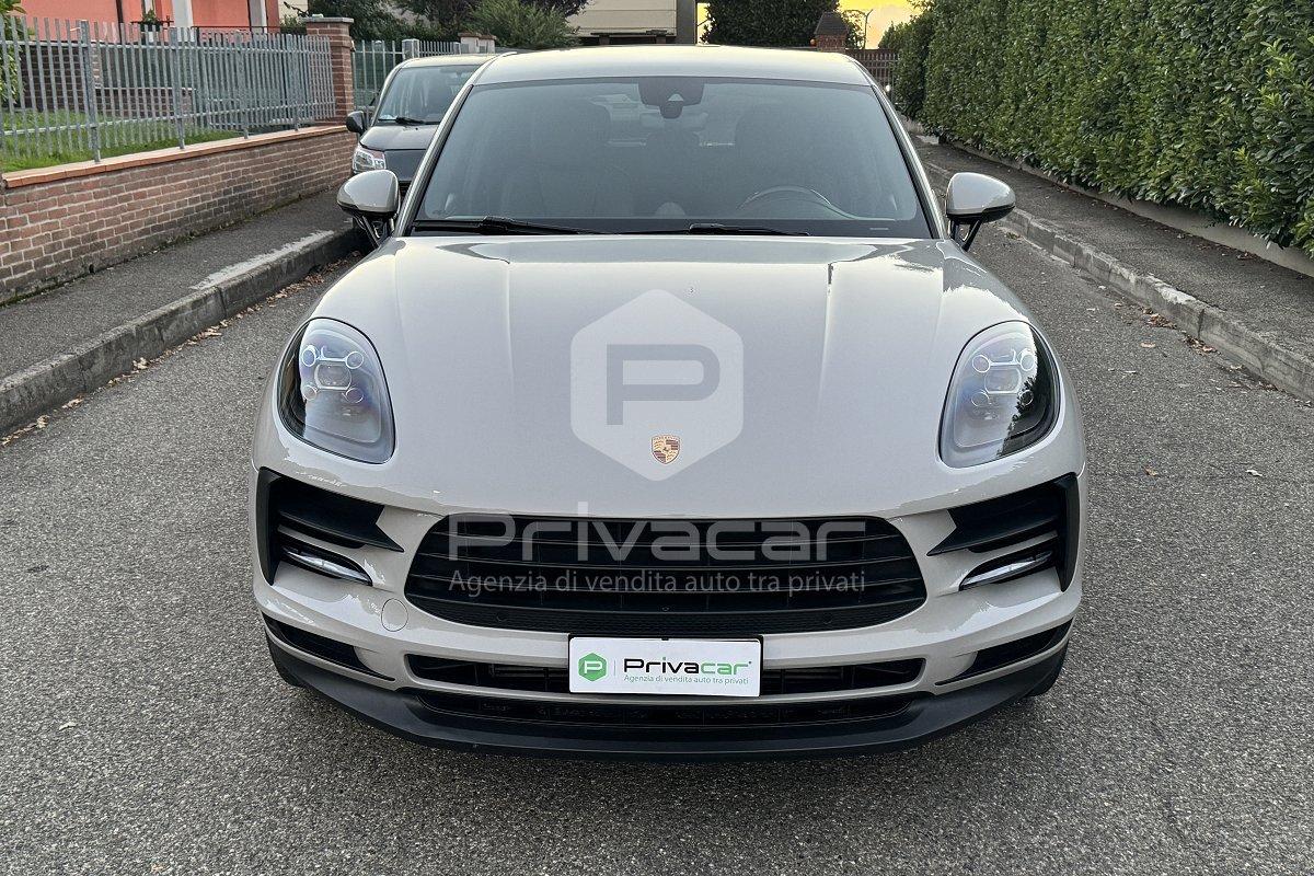 PORSCHE Macan 2.0