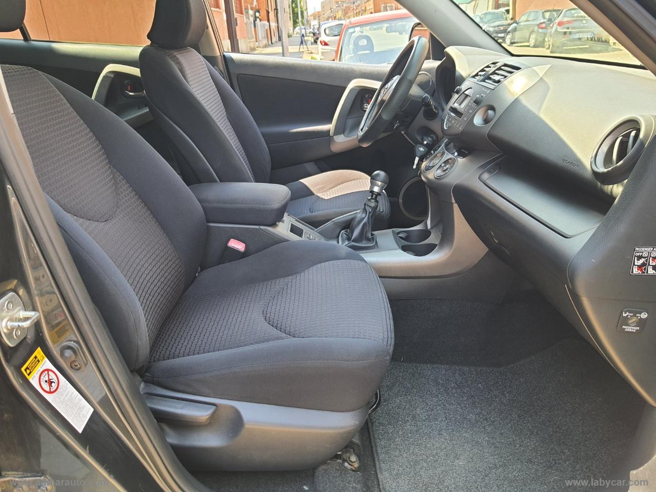 TOYOTA RAV4 2.2 D-4D 177 CV