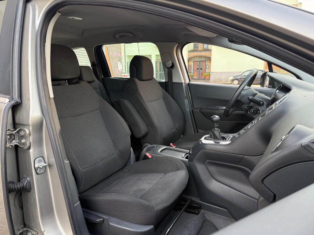 Peugeot 5008 SuperFull 1.6 HDi 112CV Immacolata