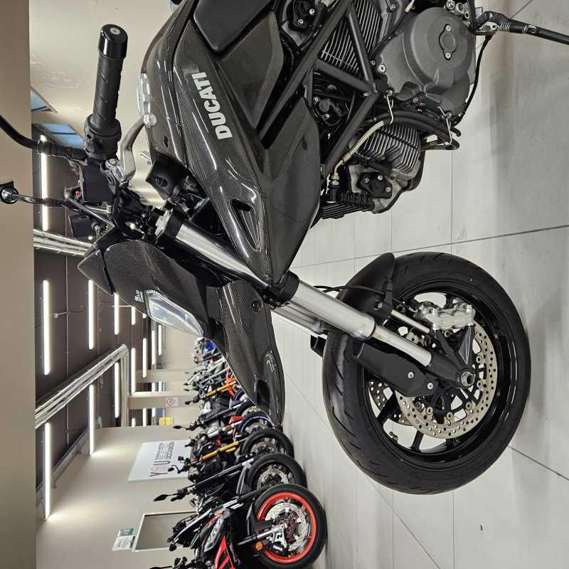 Ducati Hypermotard 796 - 2011