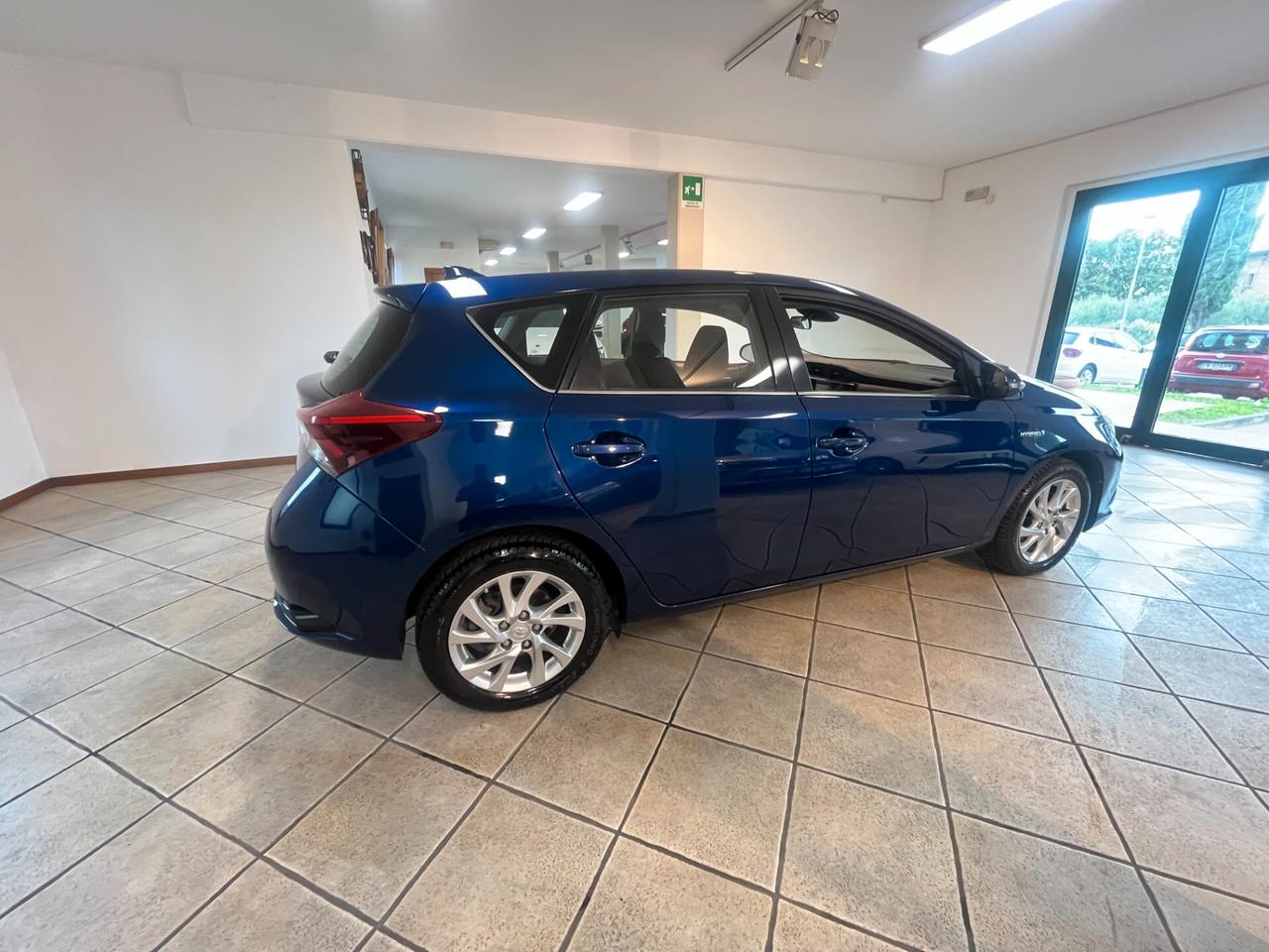 Toyota Auris 1.8 Hybrid Active