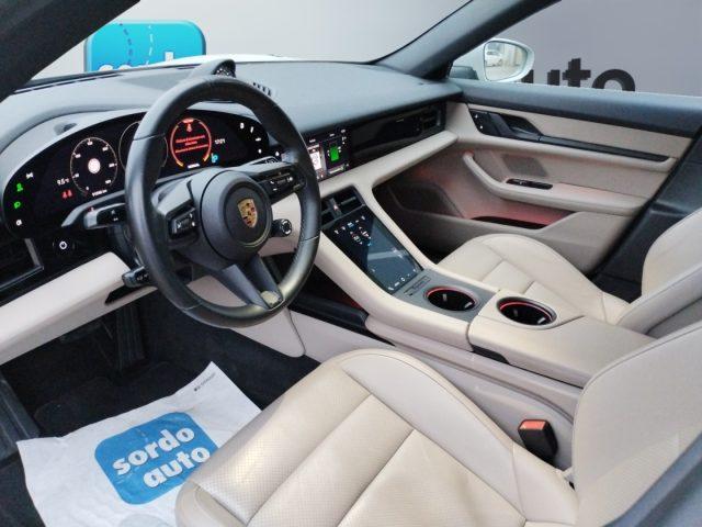 PORSCHE Taycan 4 Cross Turismo