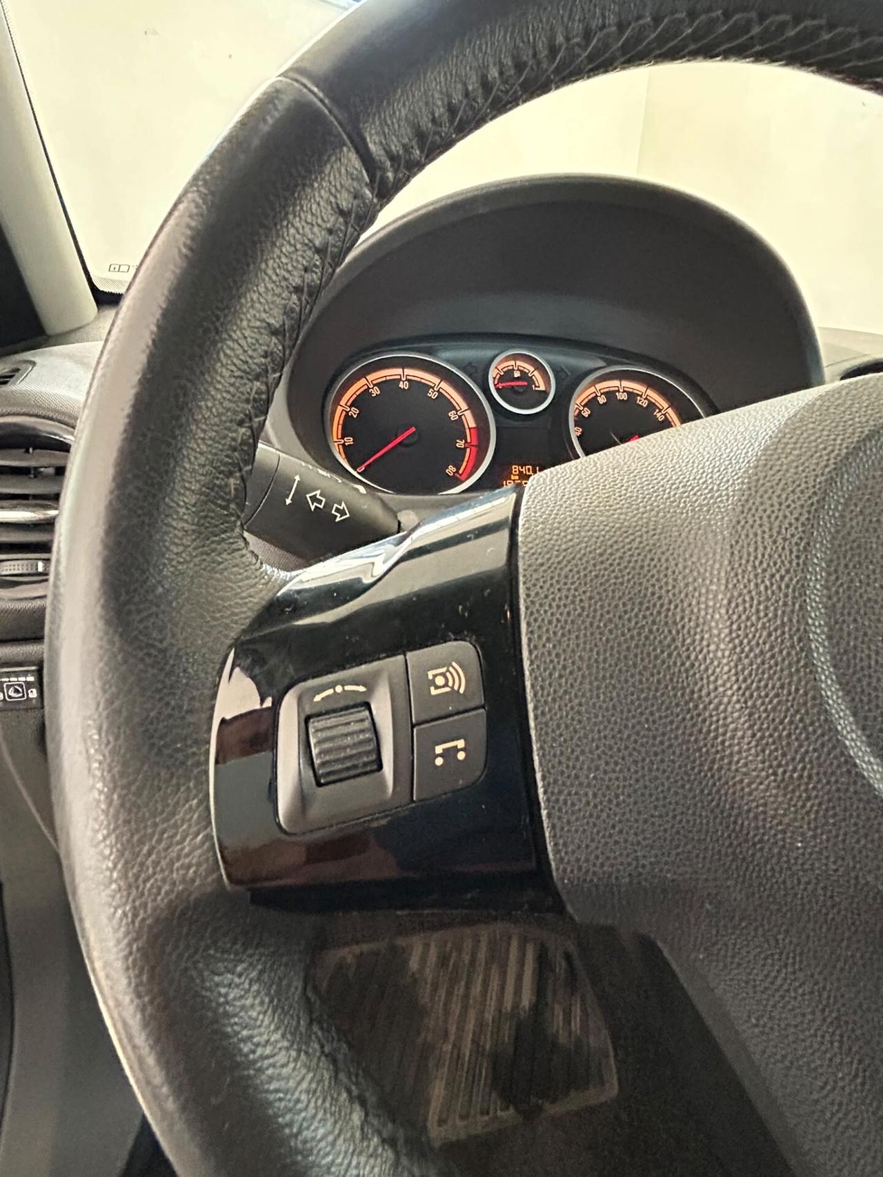 Opel Corsa 1.2 80CV 5 porte GPL-TECH Edition