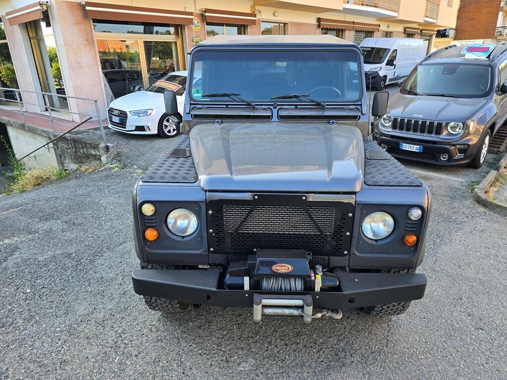 Land Rover Defender 90 TD5 SW DA VETRINA!