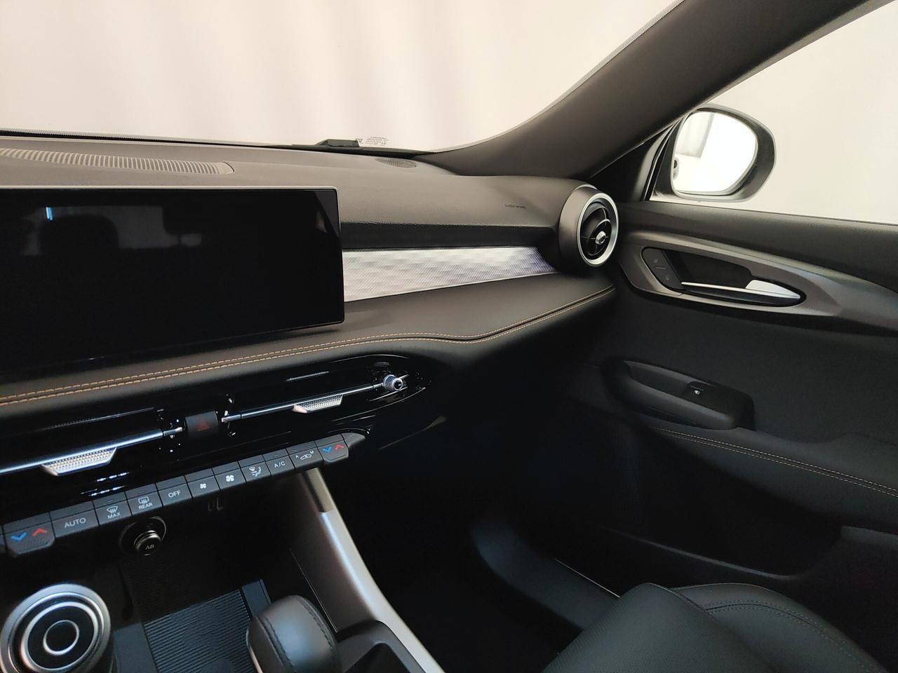 Alfa Romeo Tonale 1.3 280 CV PHEV AT6 Q4 Veloce