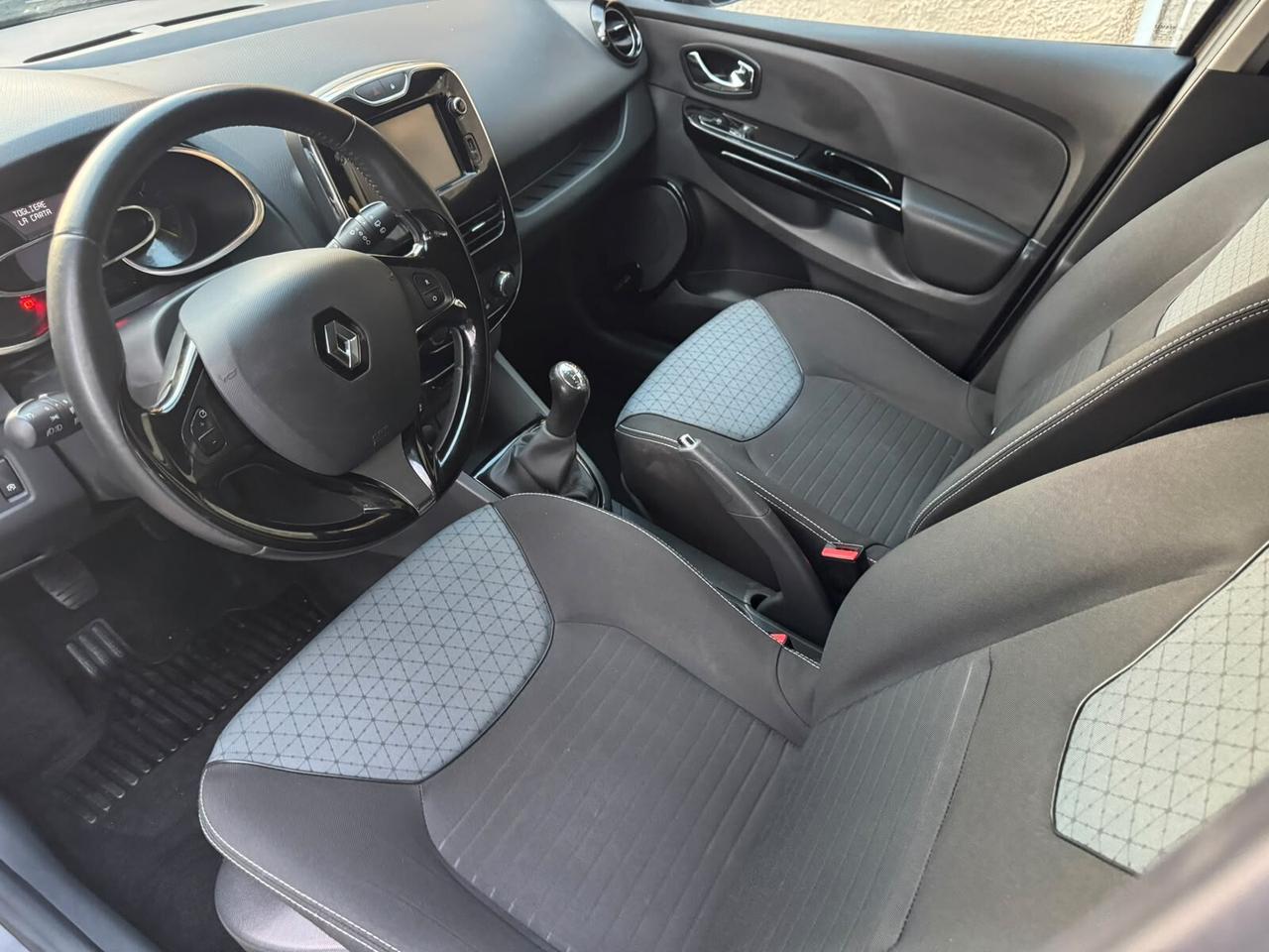 Renault Clio 0.9 TCe 12V 90CV Start&Stop 5 porte Energy*EURO5*NEOPATENTATI