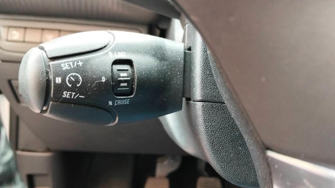 Peugeot 2008 PureTech Turbo 110 S&S Allure