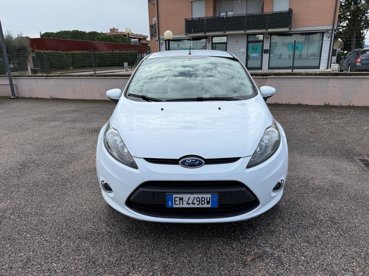Ford Fiesta 1.4 5 porte Bz.- GPL Titanium