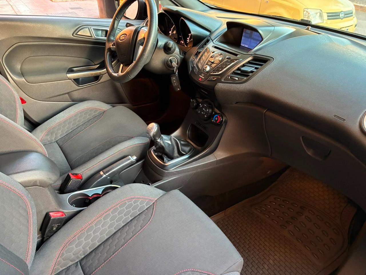 Ford Fiesta1.5TDCi5p ST-Line perfetta garantita-17